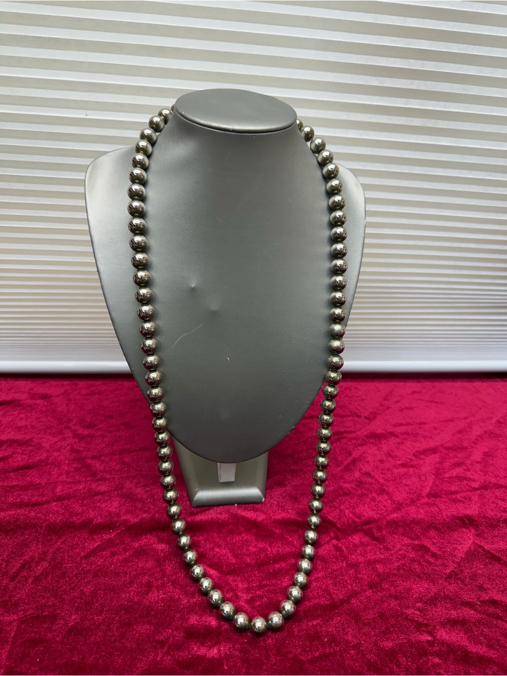 Silver toned Ball Beads Necklace